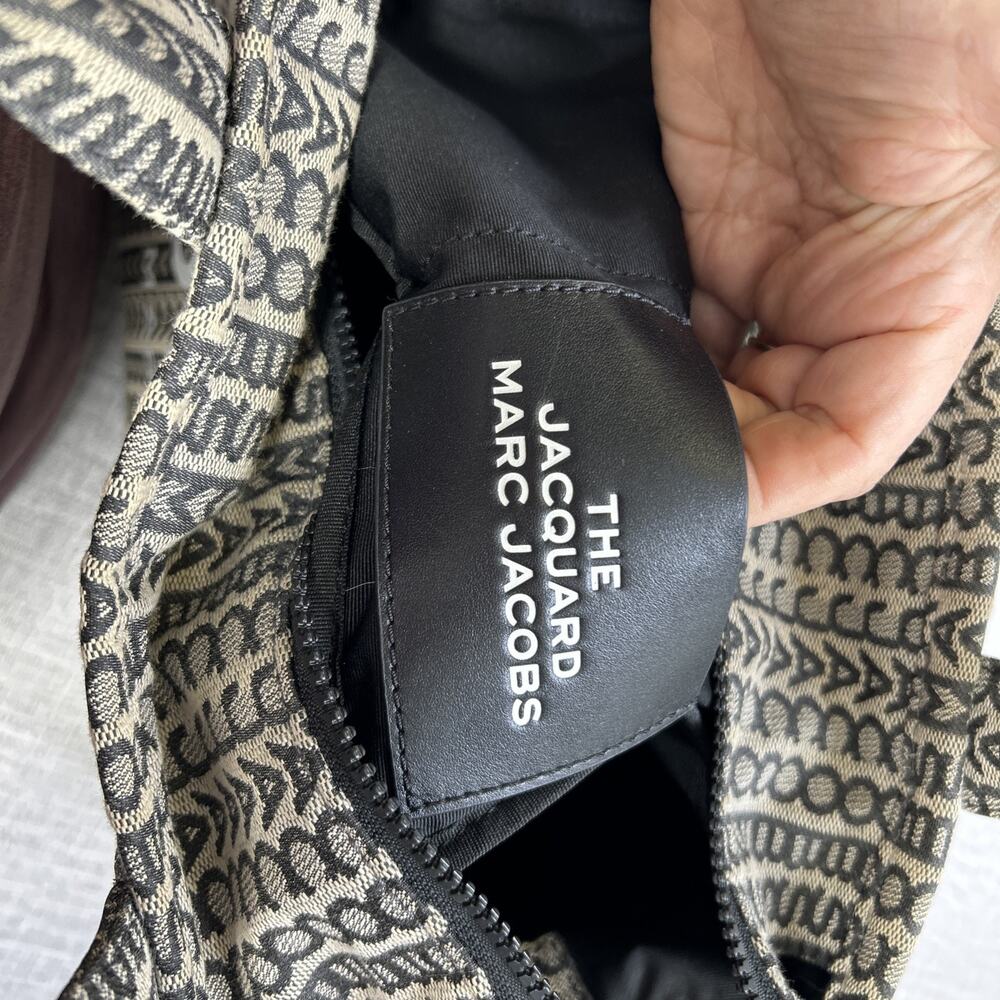 Marc Jacobs Medium Jacquard - The Tote Bag -Beige Black Woven Crossbody Logo - Picture 7 of 10